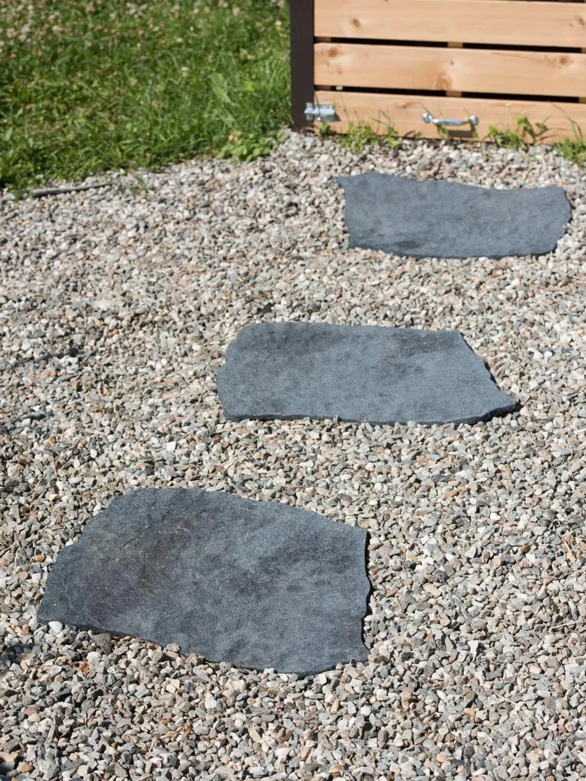 Recycled Rubber Flagstone Stepping Stone - Image 6